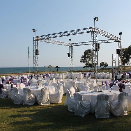 Wonasis Resort & Aqua Hotel Kargipinari Eksteriør billede